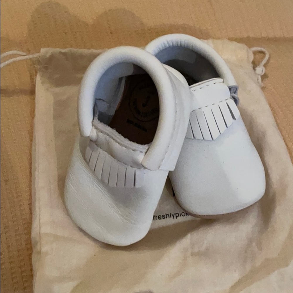 Freshly Picked White Moccasins size 3